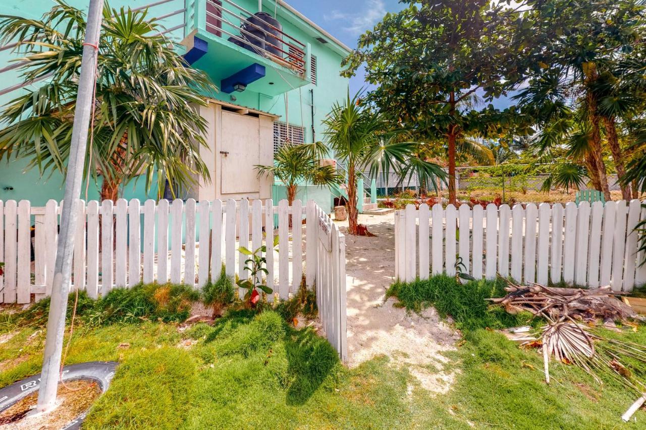 Almond Tree 3 At Island Cabanas Gold Standard Certified Caye Caulker Exterior foto